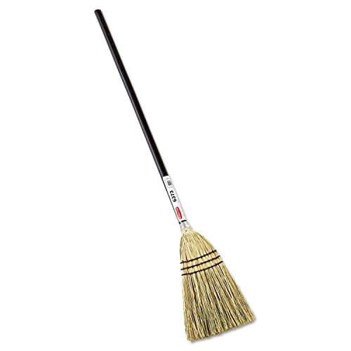 Rubbermaid Commercial Products Lobby Straw/Corn Broom, Brown, 38-Inch, Indoor/Outdoor Broom for Courtyard/Garage/Lobby/Mall/Office