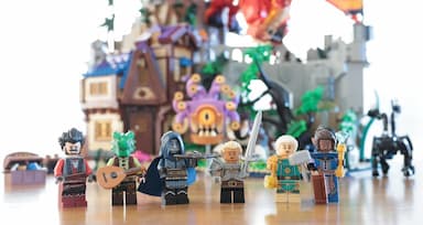 Lego Dungeons and Dragons Minifigures