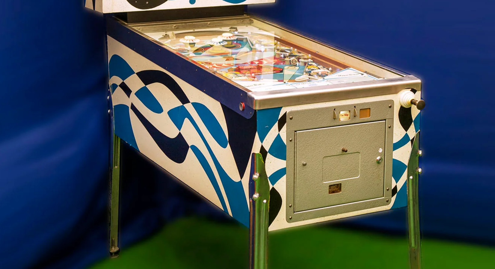 Electronic Pinball Machines