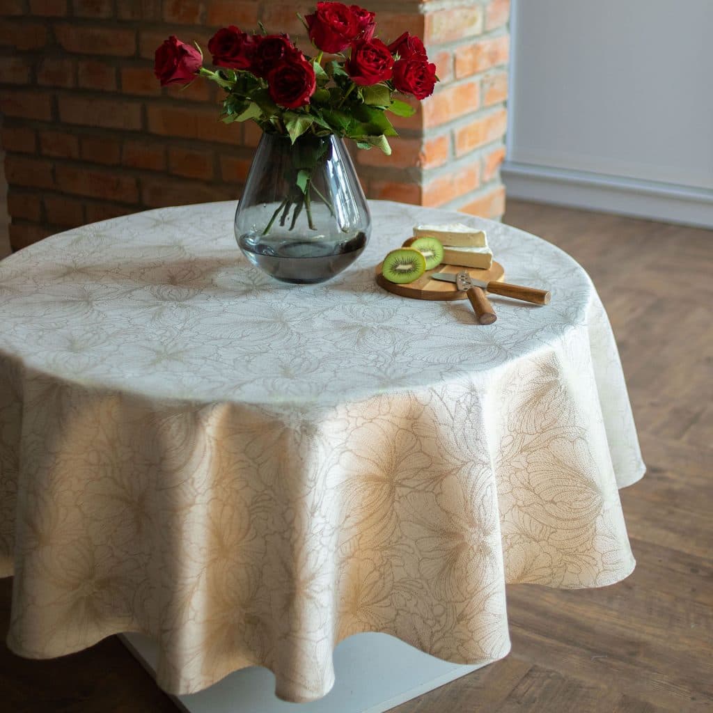 Round Tableclothes